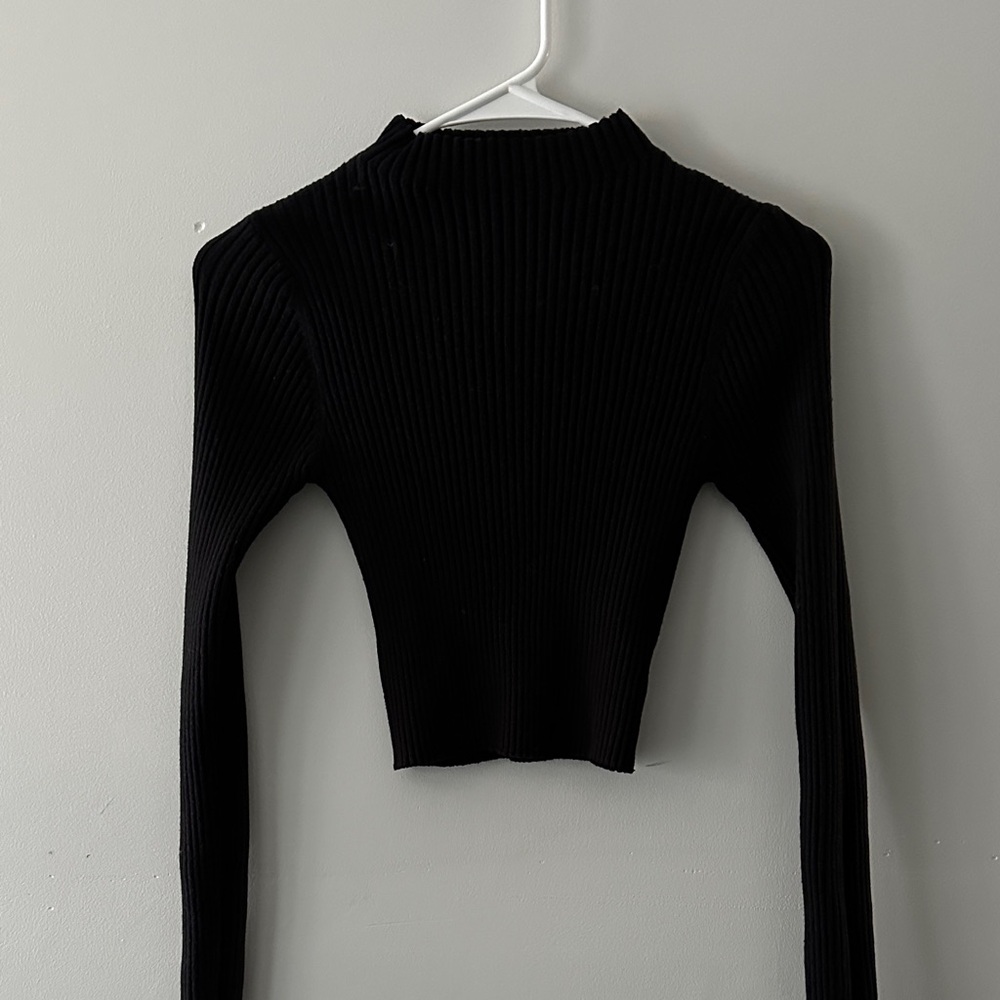 Elegant Black Ribbed Women's Top